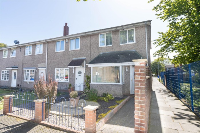 3 Bedroom House - End Terrace