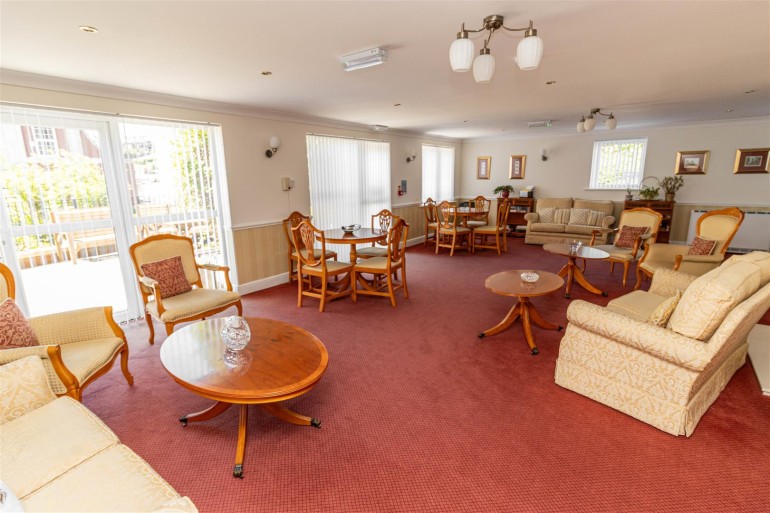 Communal Lounge